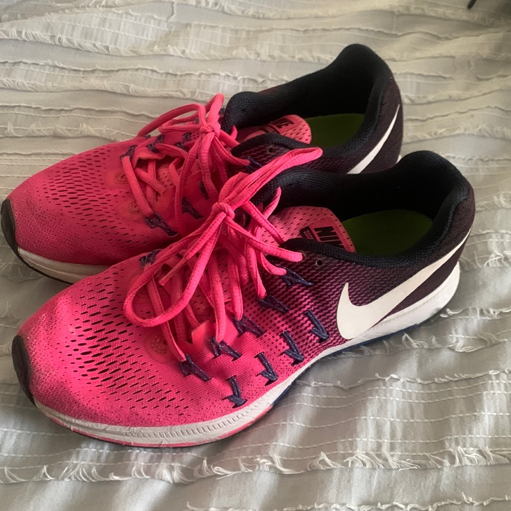 Nike zoom Pegasus 33 size 8.5 W